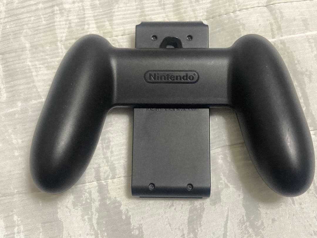 任天堂Switch本体　グレー