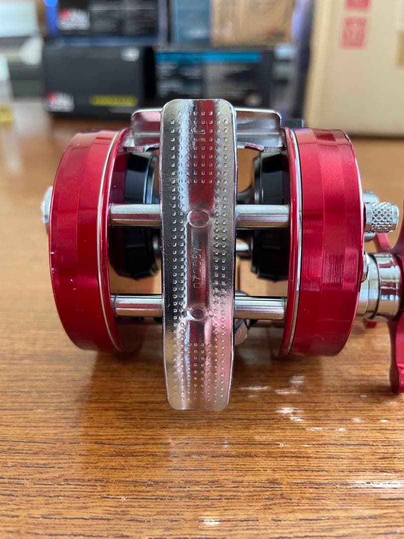 リール Abu Garcia 2500c Red