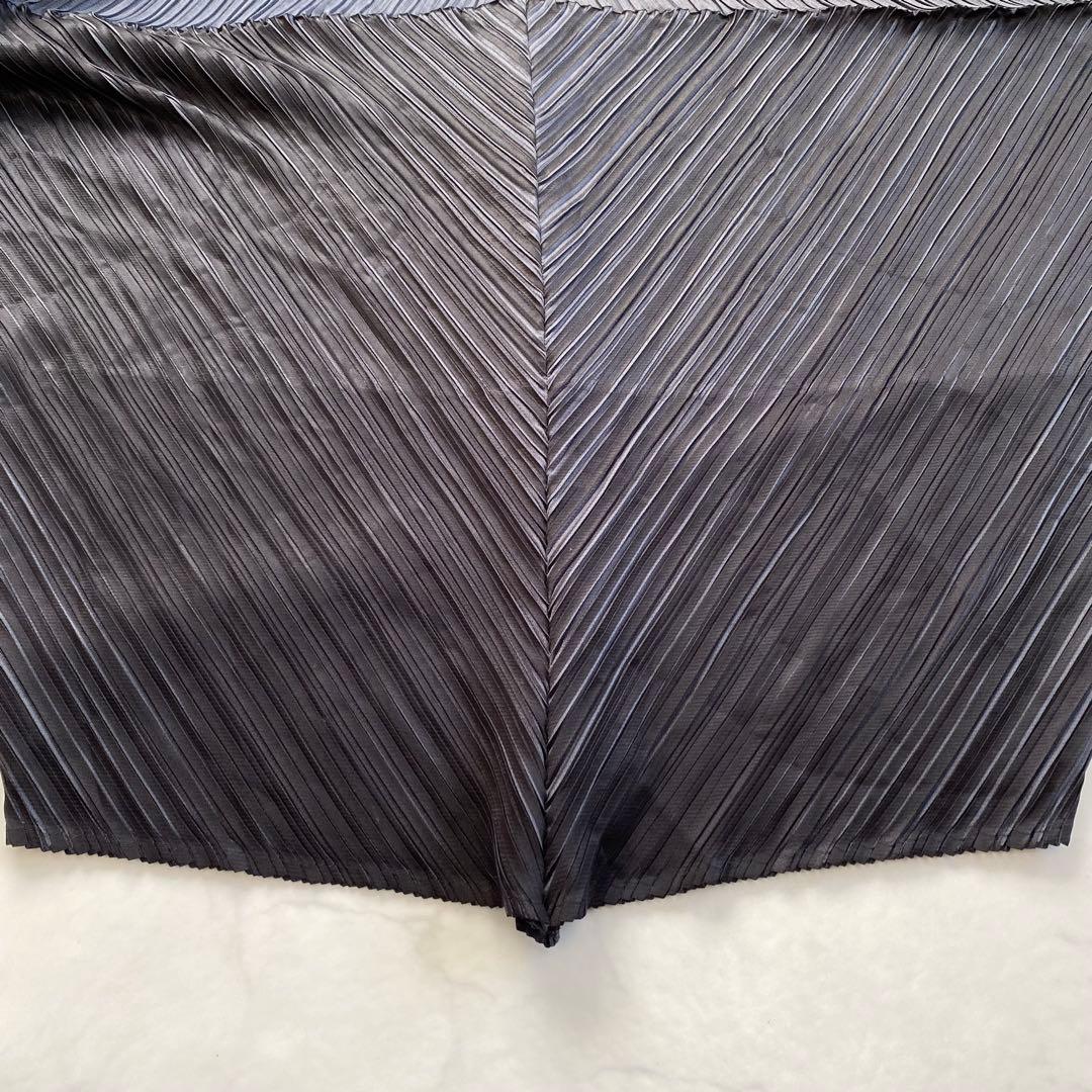 美品★PLEATS PLEASE イッセイミヤケ 半袖カットソー Vネック 3