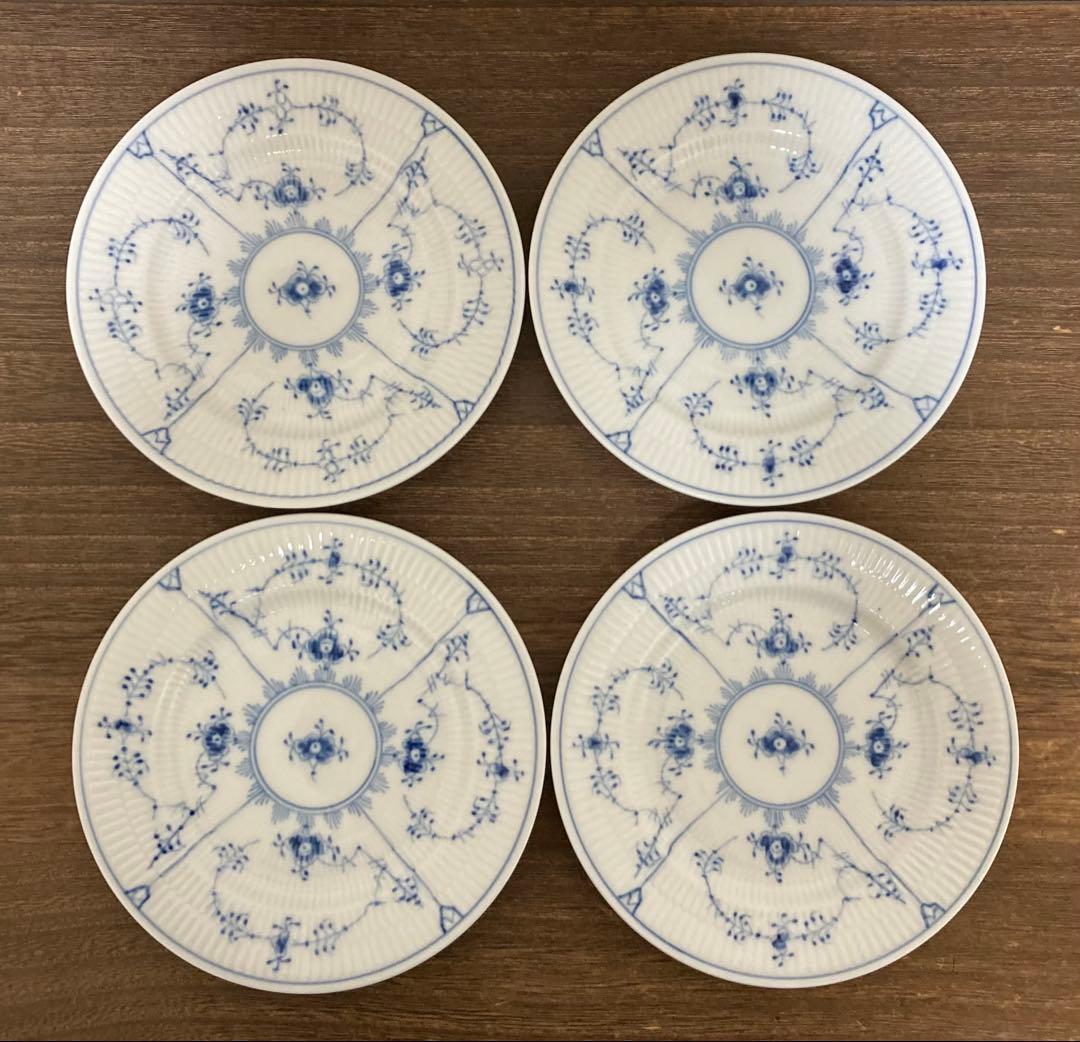 ロイヤルコペンハーゲン　ブルーフルーテッド プレイン 皿17cm 4枚