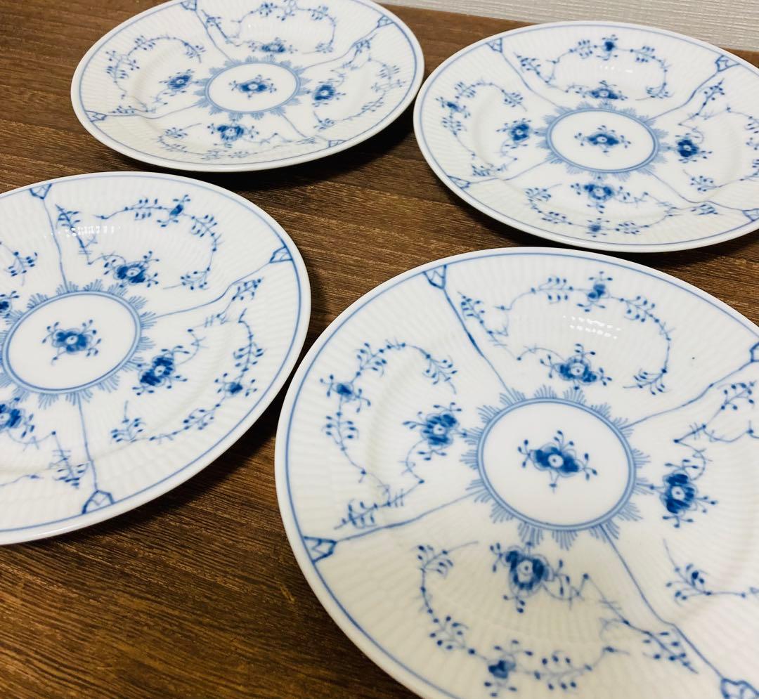 ロイヤルコペンハーゲン　ブルーフルーテッド プレイン 皿17cm 4枚