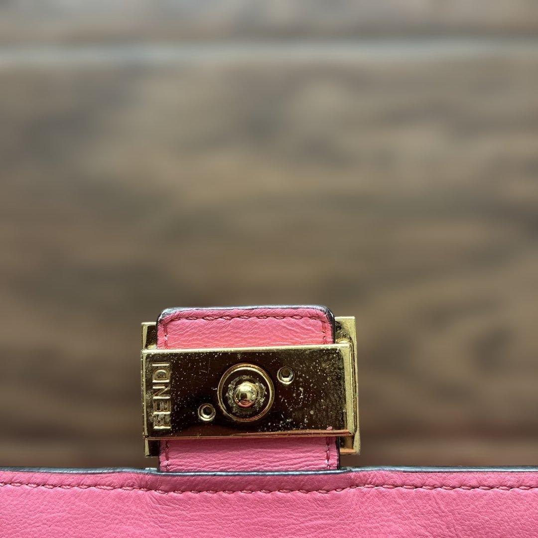 FENDI ピンクレザー 長財布　箱付き