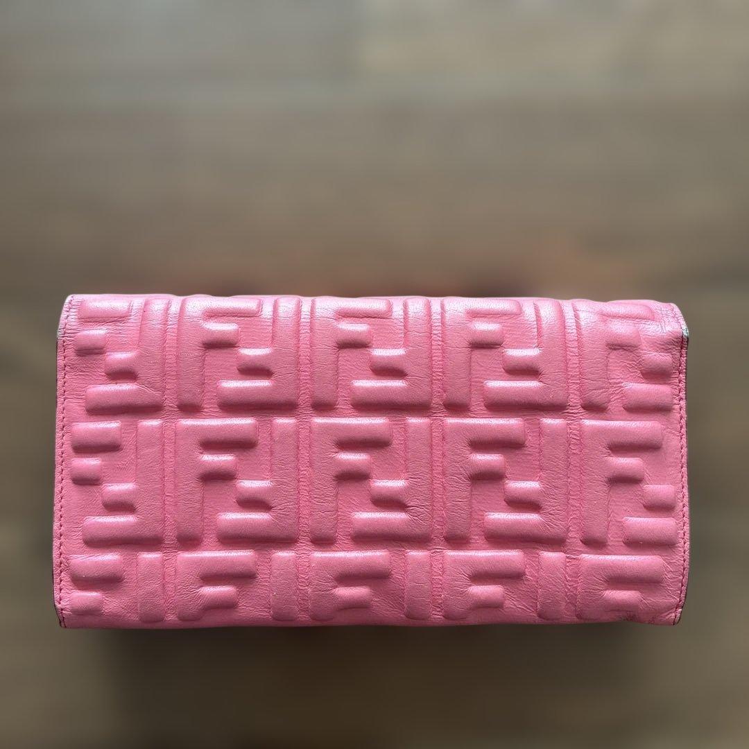 FENDI ピンクレザー 長財布　箱付き