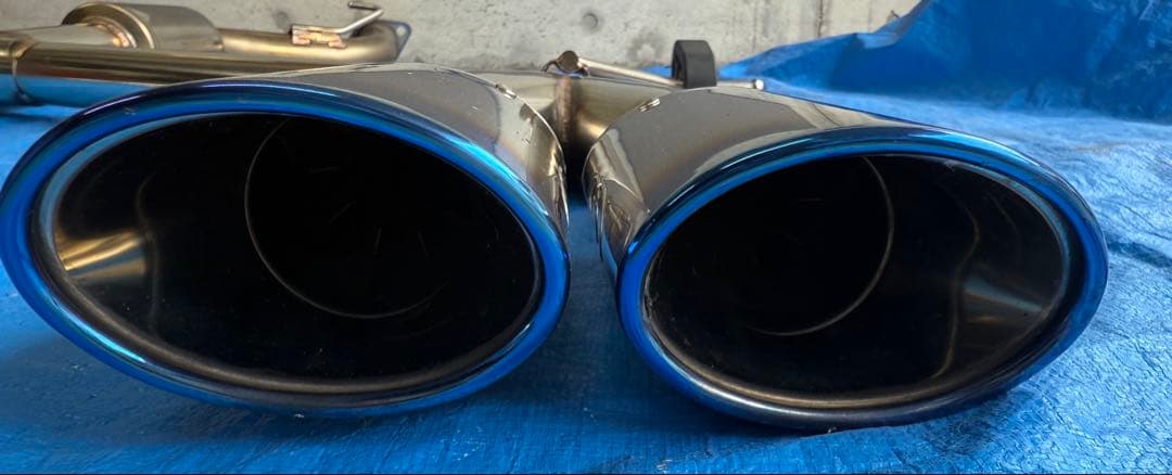 ※1発送も可。アルファード・ヴェルファイアGANADOR ４本出し