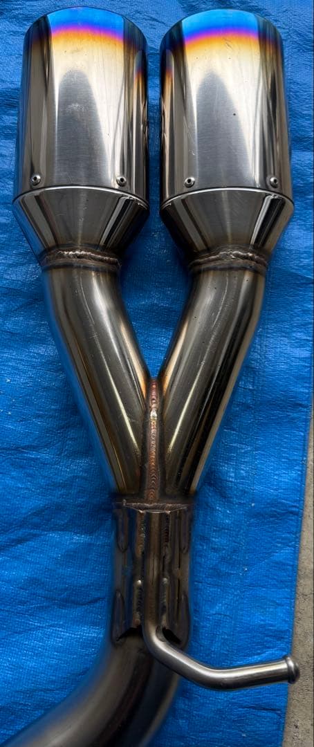 ※1発送も可。アルファード・ヴェルファイアGANADOR ４本出し