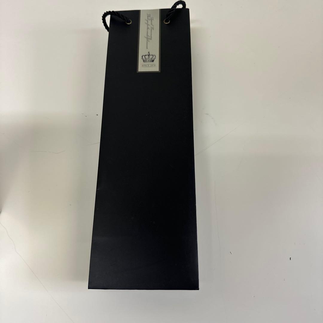 サントリー シングルモルトウイスキー 山崎 700ml 化粧箱、手提げ袋付き