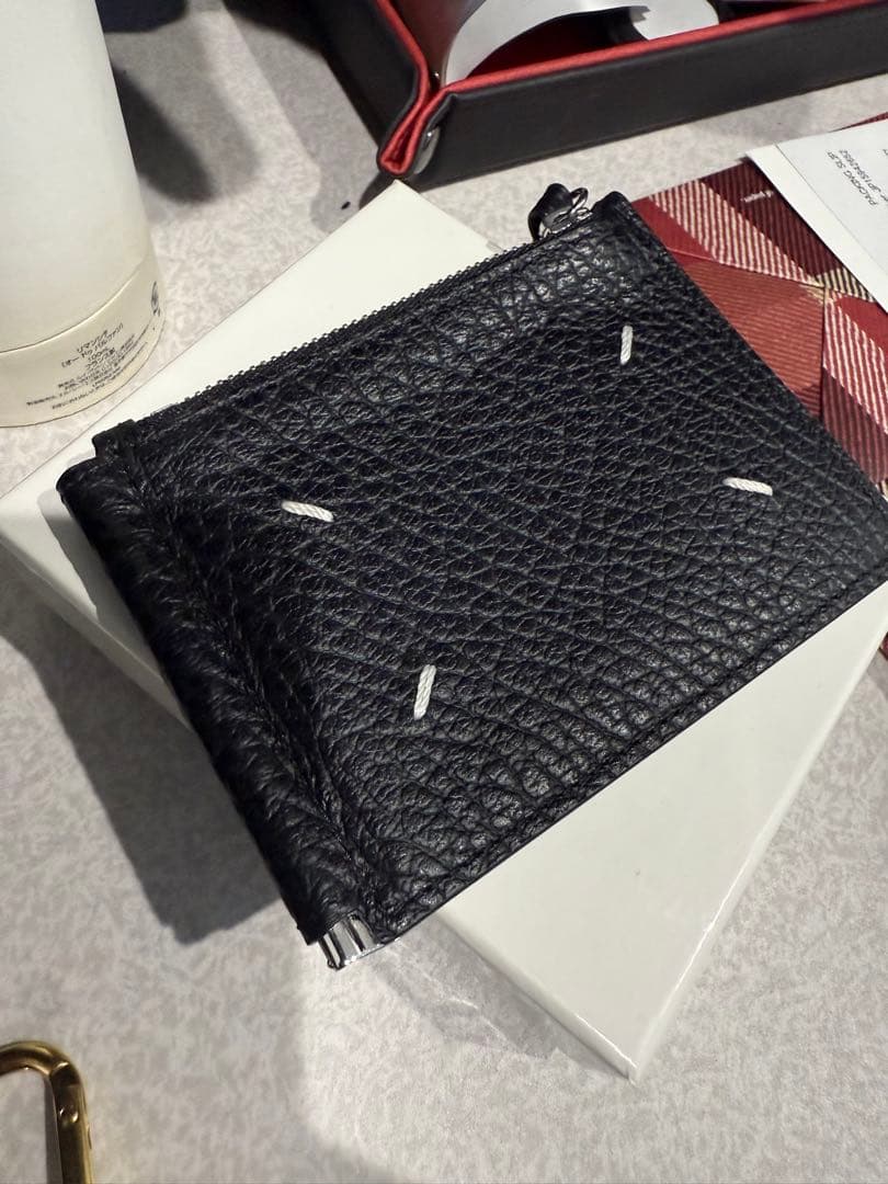 新型Maison Margiela メゾンマルジェラ マネークリップ レザー