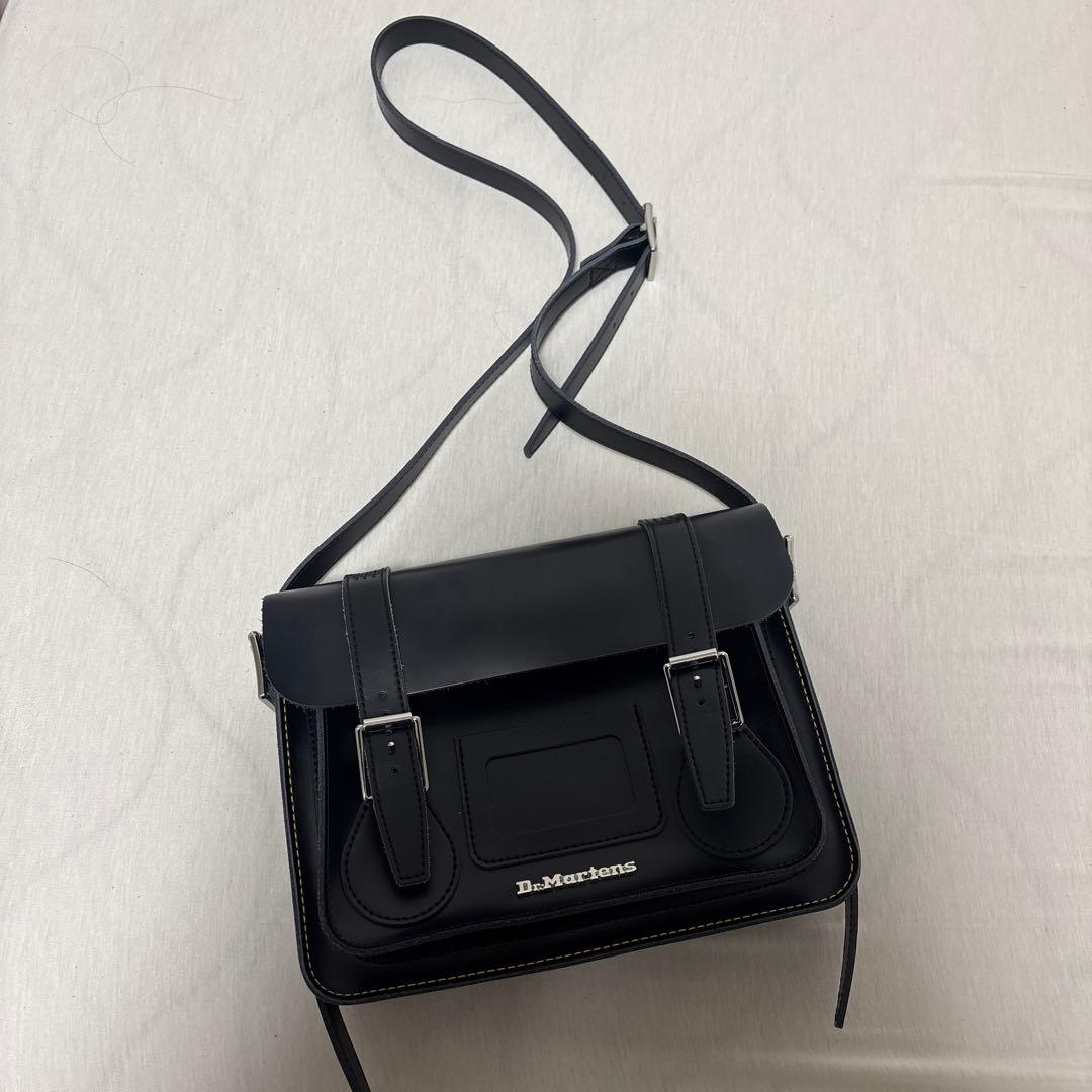く*に様 期間限定値下げ中 Dr. Martens 11インチ　レザー　サッチェ
