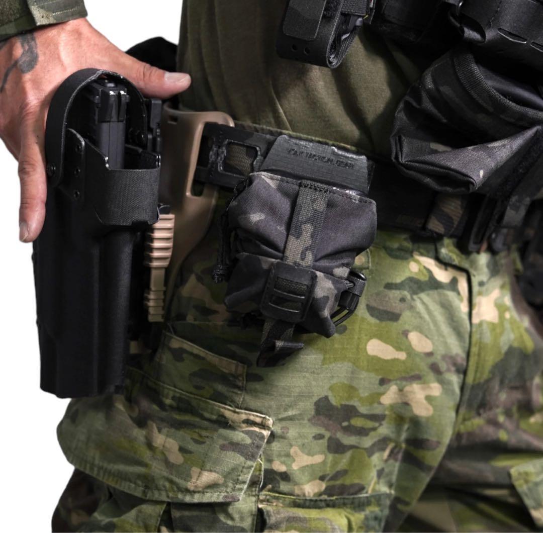 VOLK TACTICAL GEAR POUCHセット