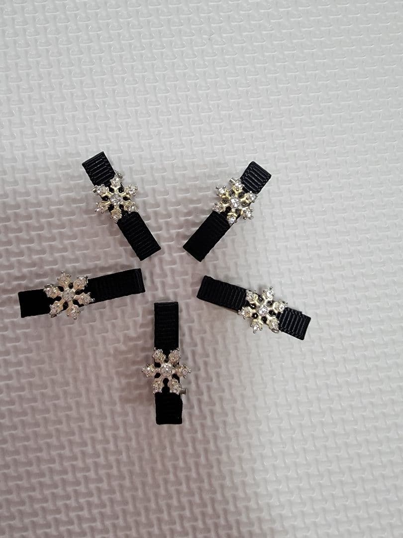 ビビディバビディブティック　ディズニーアナと雪の女王エルサドレス 雪の結晶ピン