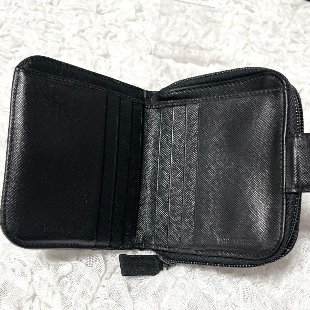 プラダ　ナイロン　レザー　三角ロゴ　コンパクト　二つ折り　財布　PRADA
