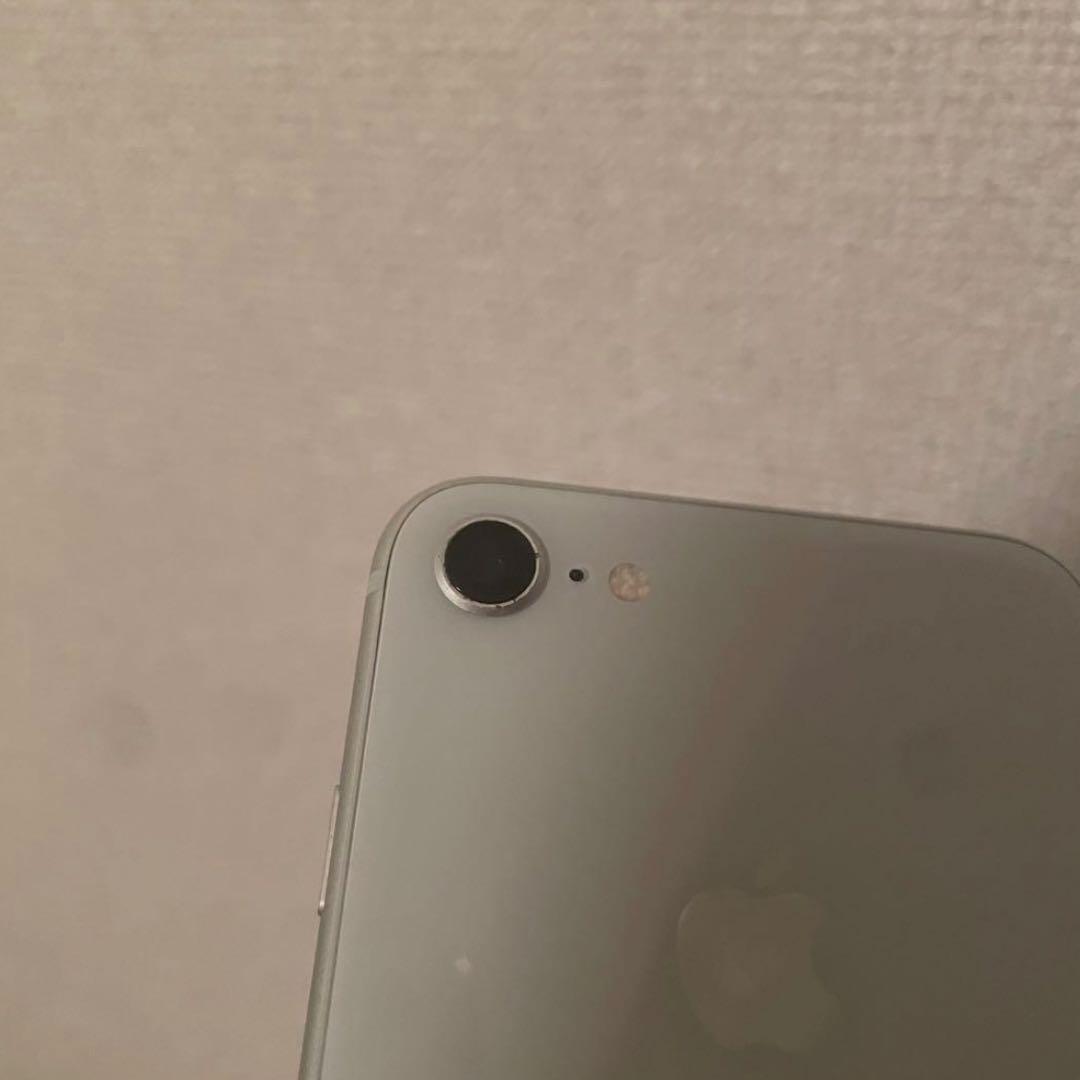 iPhone8 本体　64G