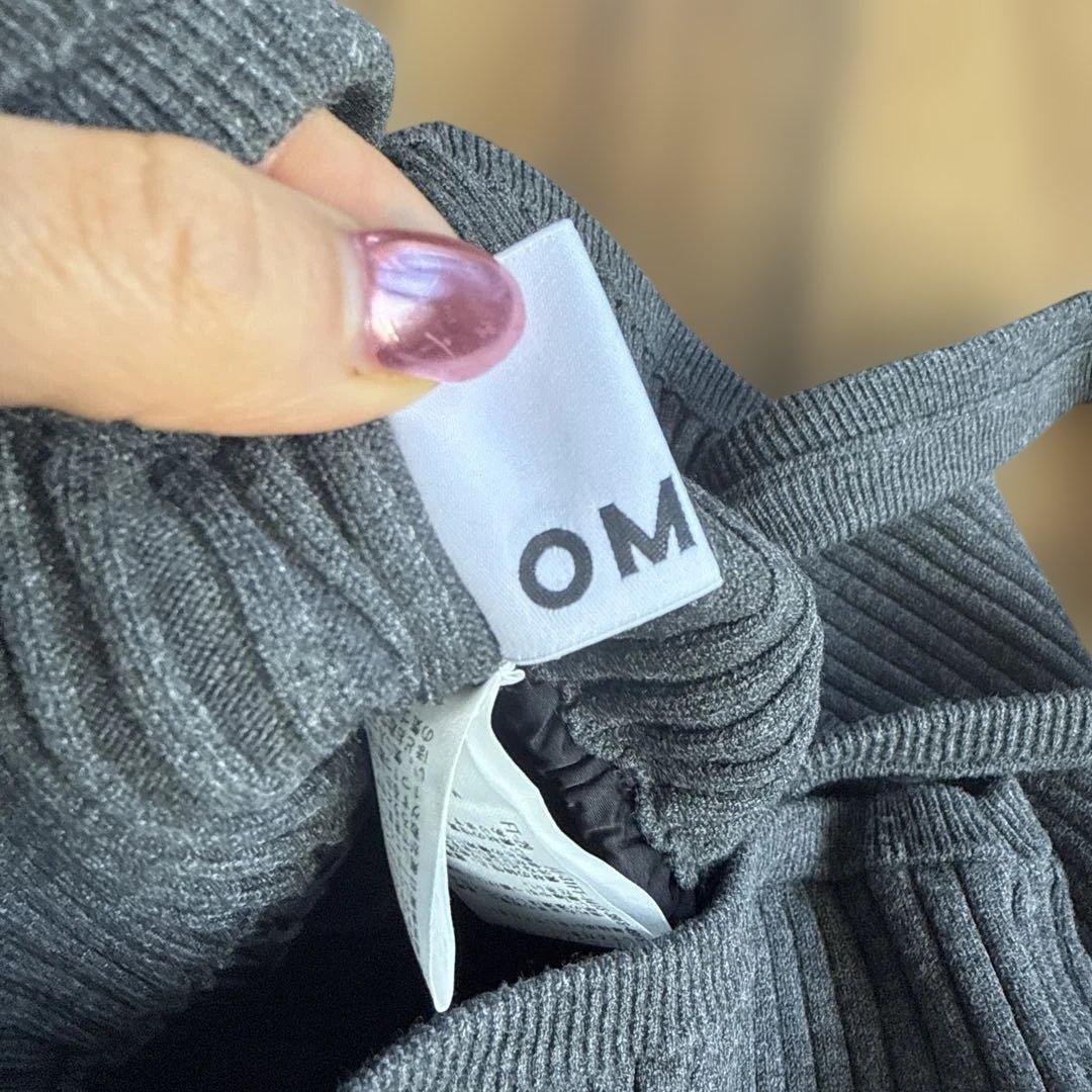 リブ編みフリルビスチェ ommo