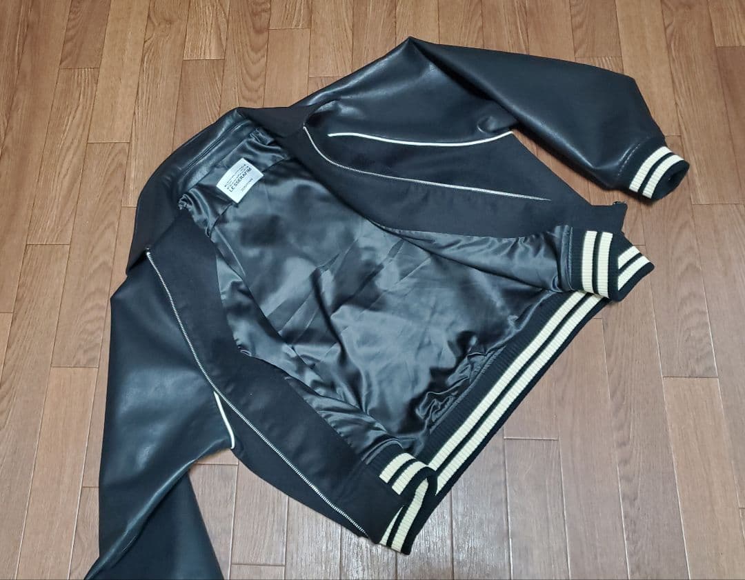 新品未使用 Lesserafim ZOZOTOWN スタジャンM