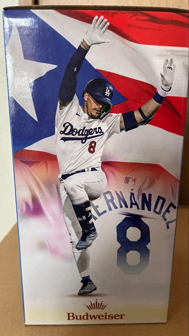 新品 美品 希少 入手困難 ドジャース キケ・ヘルナンデス ボブルヘッド