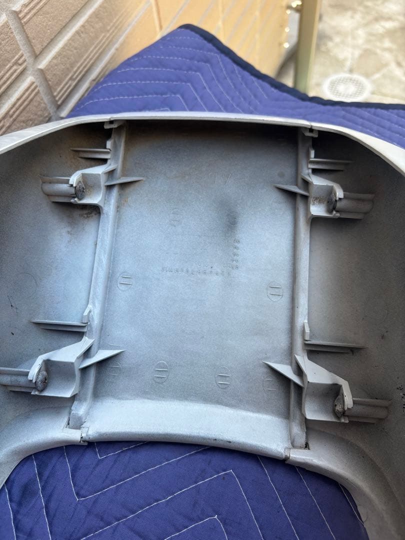 xjr400 純正テール