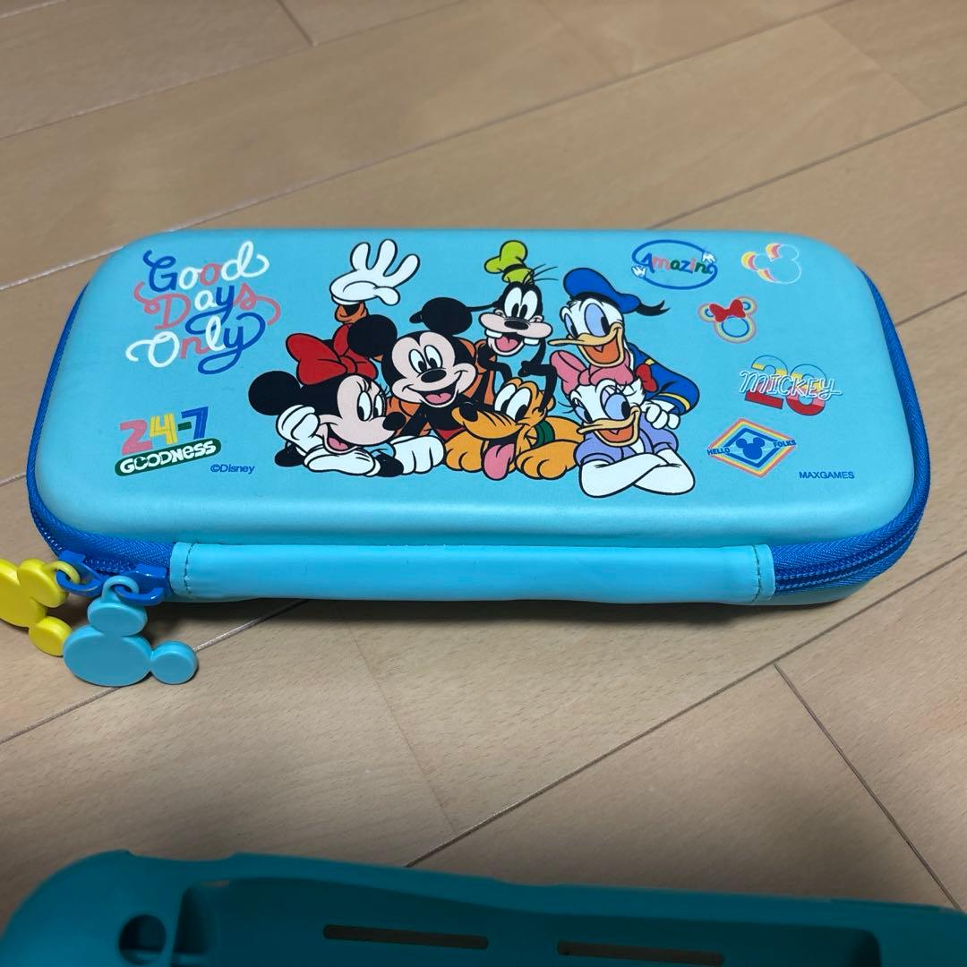 Switch light　箱入りセット　画面シート　保護ケース　SDカード付き