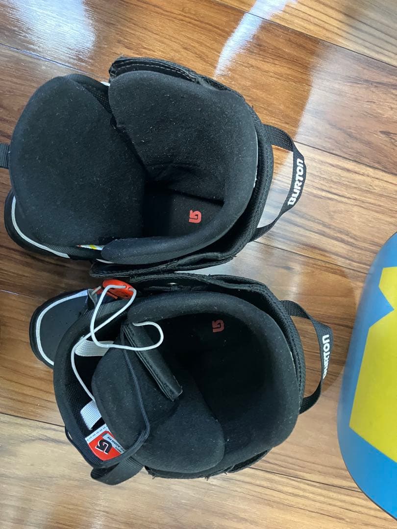 スノーボード（Burton）4点セット+ウェア（ESTIVO）
