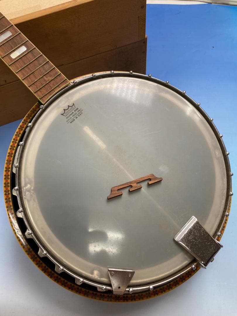 Y*a様 ★値下★5弦バンジョー pirlesスクラッグスチューナー ケース付（