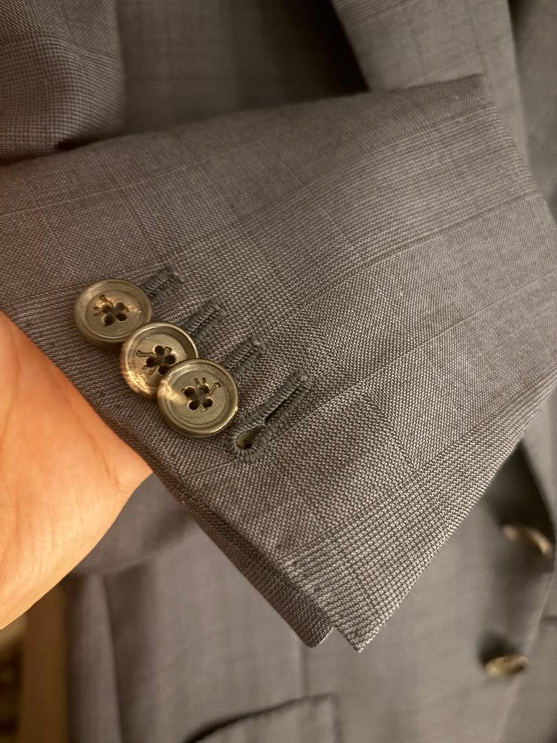 ISAIA ネイビー　スーツ　42