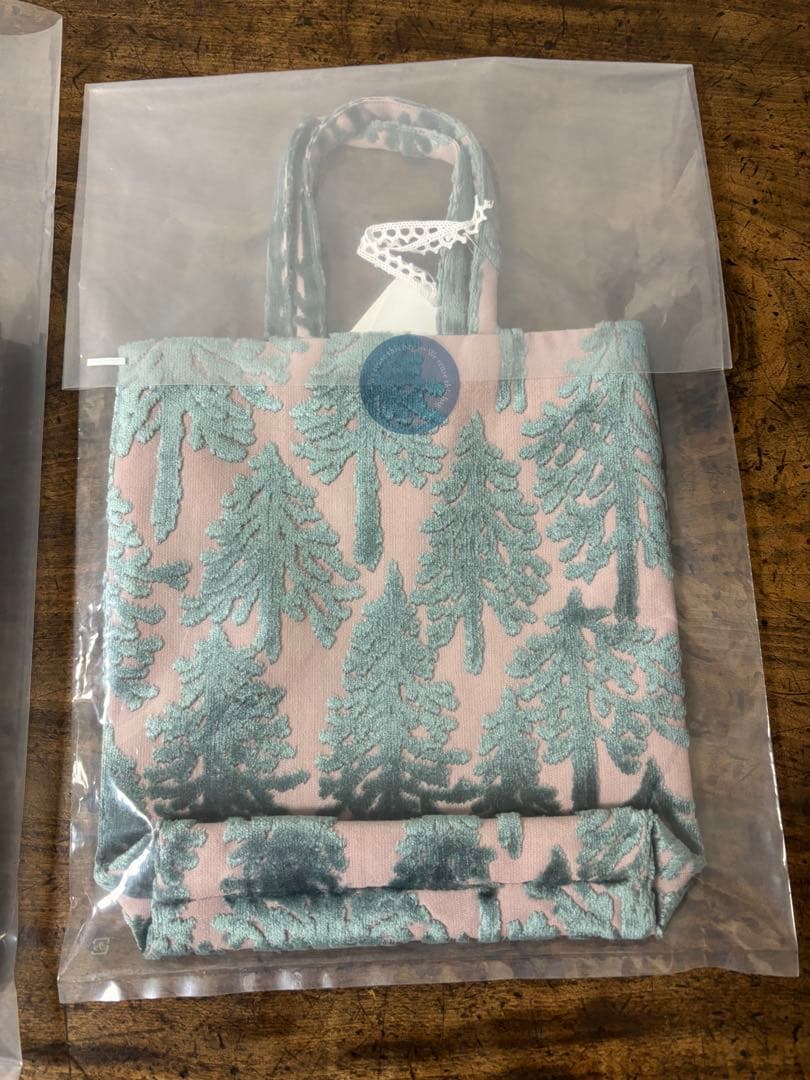 ミナペルホネン 図録とミニバッグ新品未開封