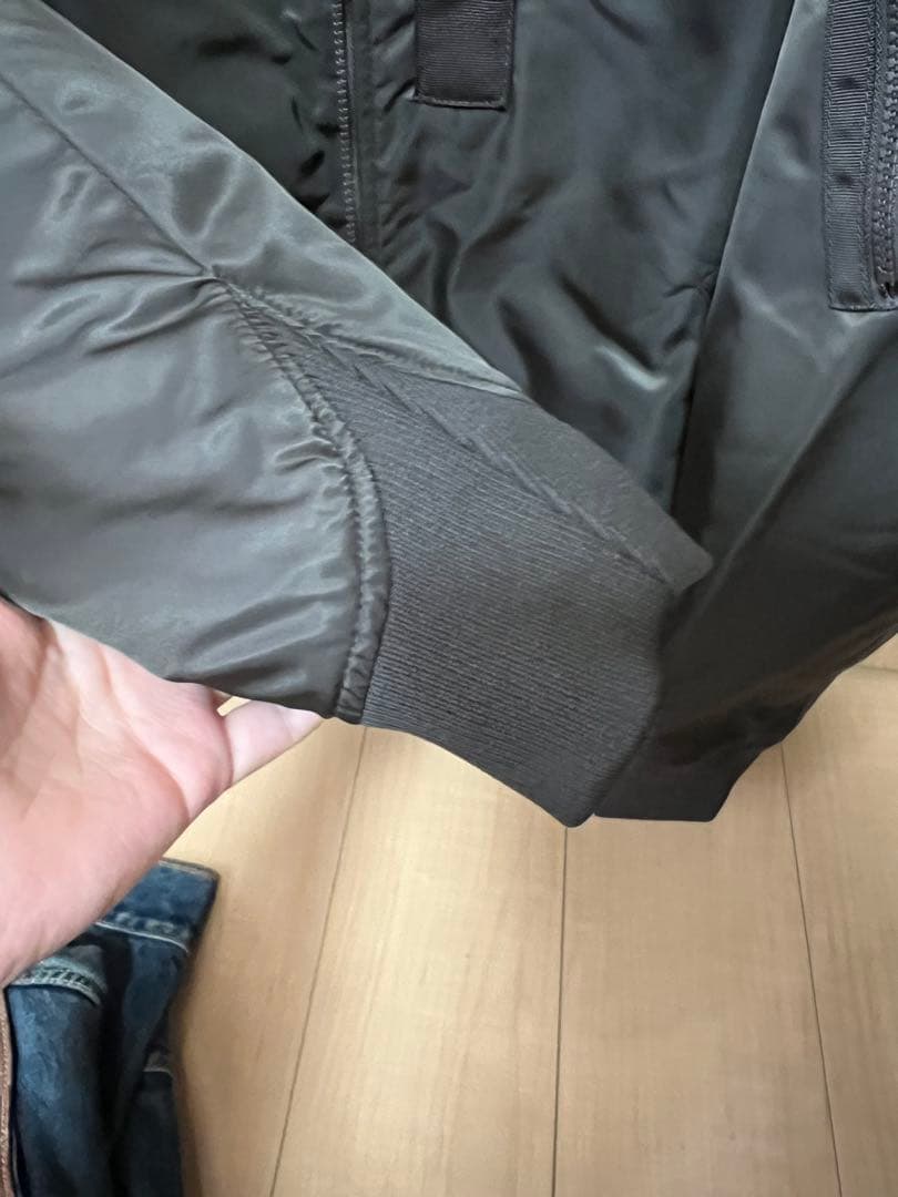 UNIQLO ジルサンダー　+J ハイブリッドダウン ma-1 カーキ　4xl