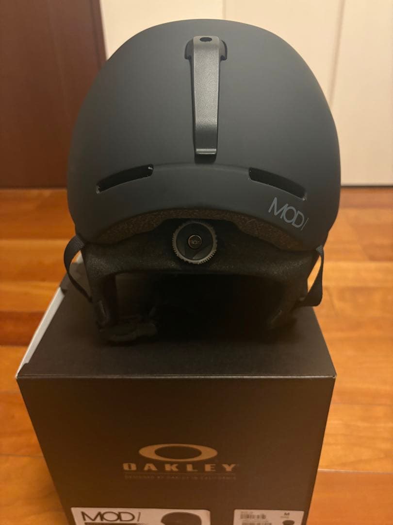 【美品】OAKLEY MOD1 ASIA FITブラック　M（57-61cm）