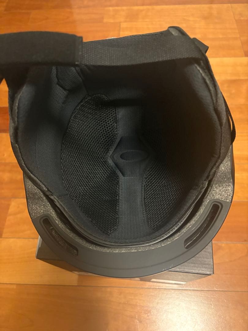 【美品】OAKLEY MOD1 ASIA FITブラック　M（57-61cm）