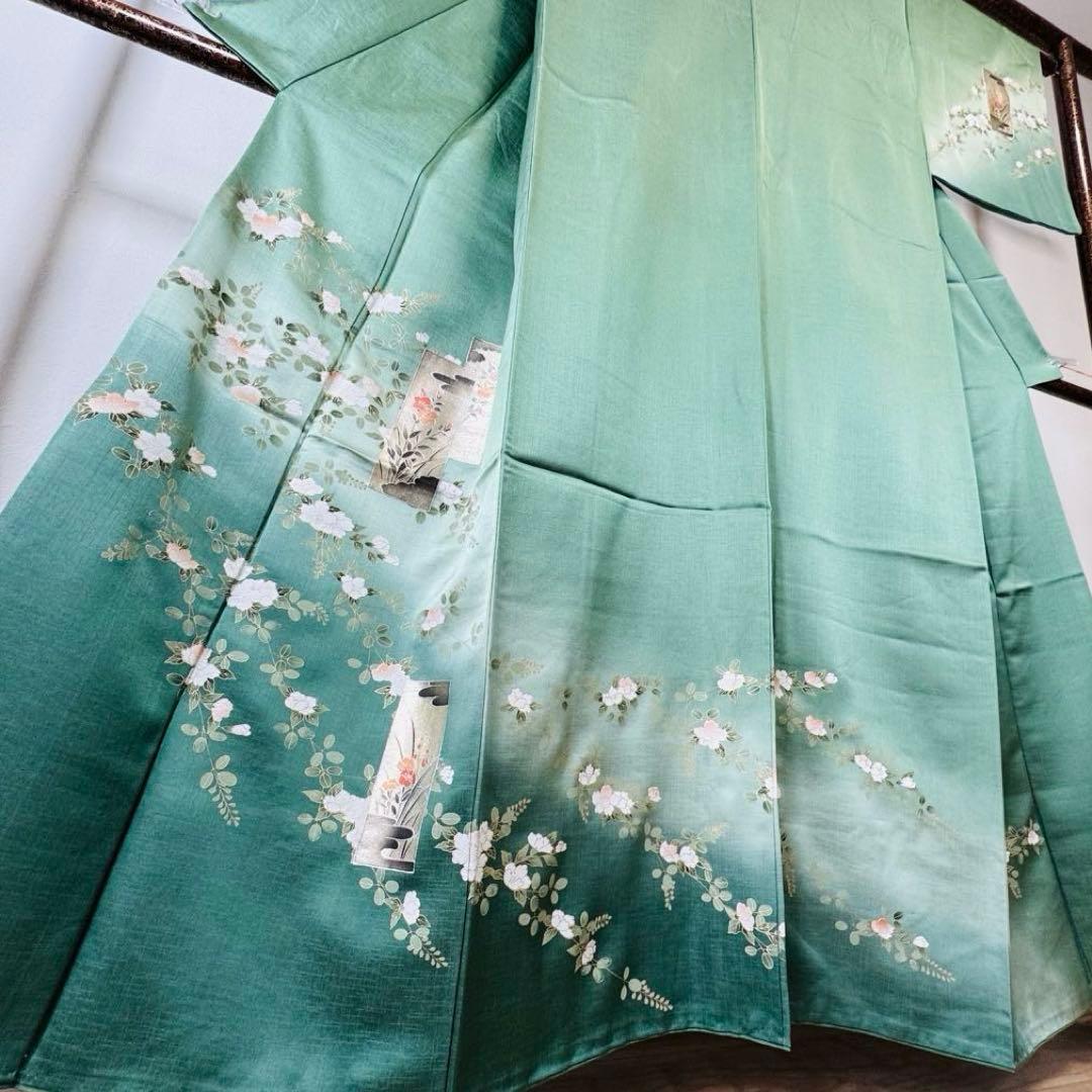 超美品　正絹　袷　現代　広襟　訪問着　着物　紋無し　161㎝　緑　光沢　金彩