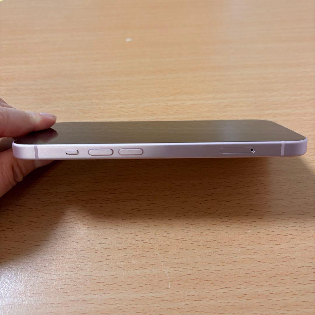 Apple iPhone 15 ピンク 本体と充電ケーブル