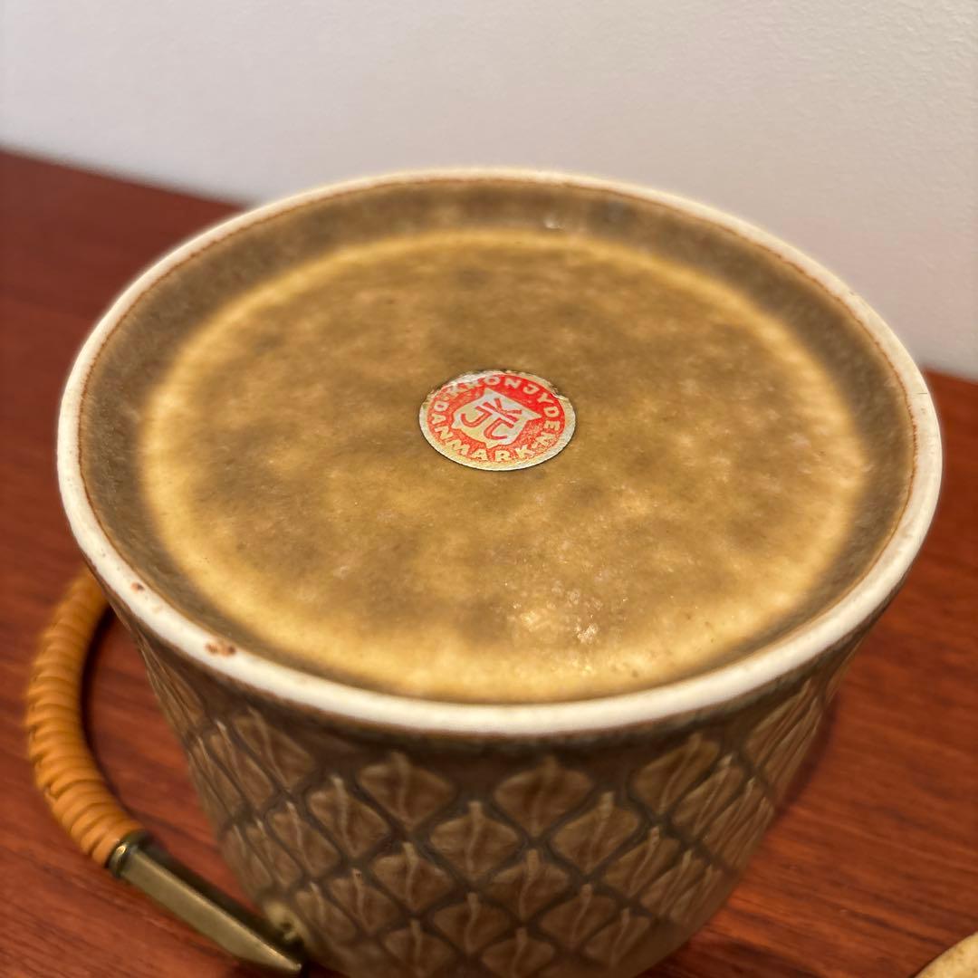 北欧ヴィンテージ　クイストゴー　レリーフ　シュガーポット　シール付き