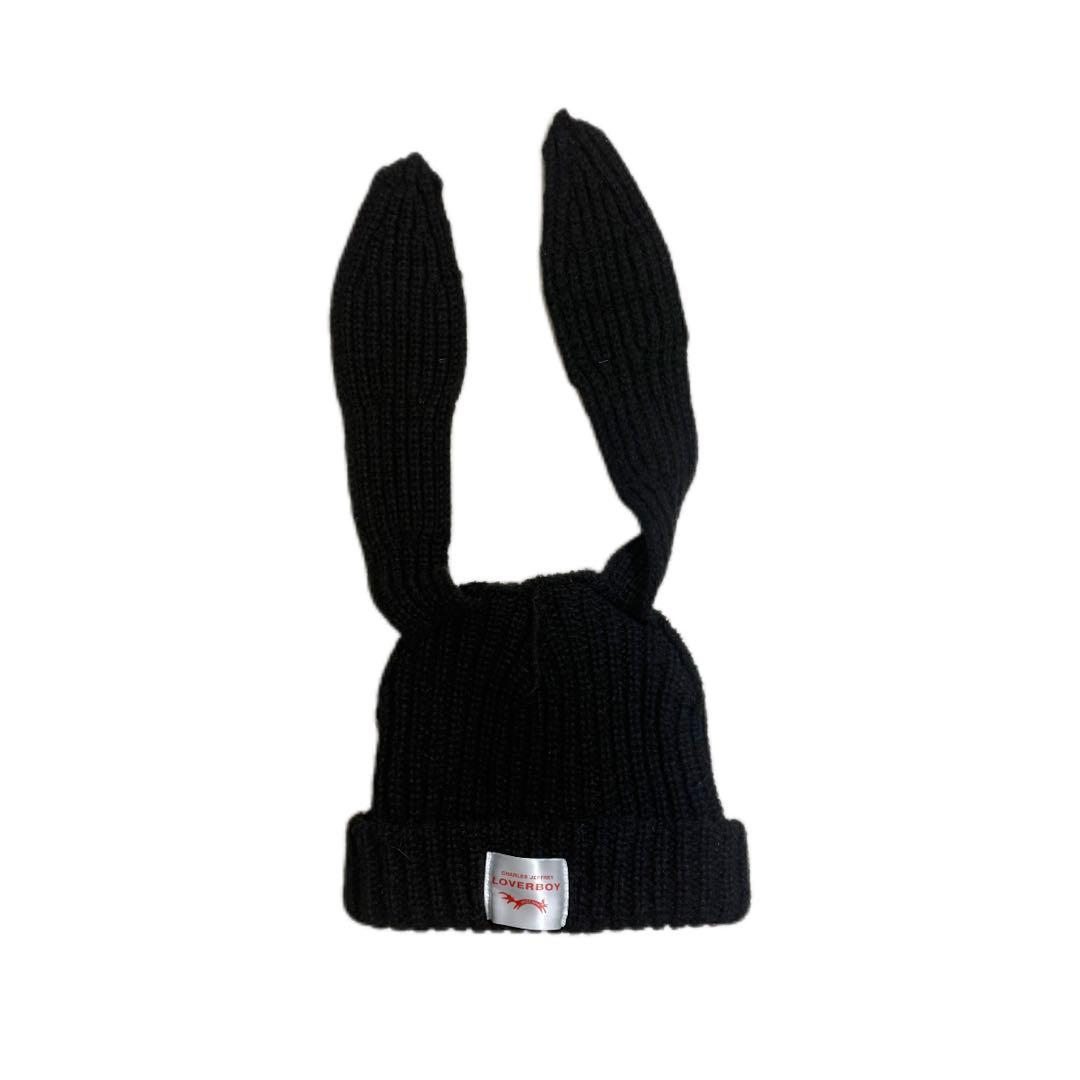LOVERBOY ウサギ耳ニット帽 ブラック