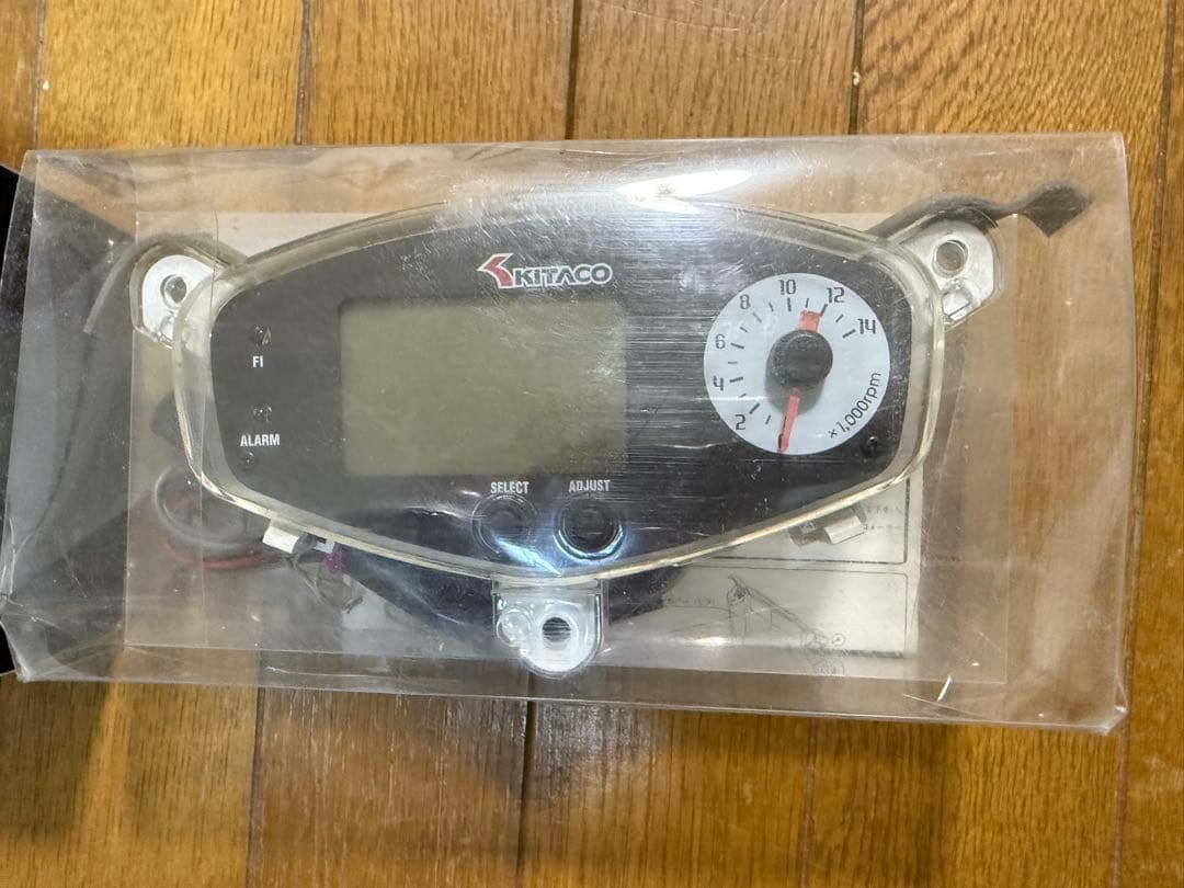 スズキ　アドレスV125G用 デジタルスピードメーター