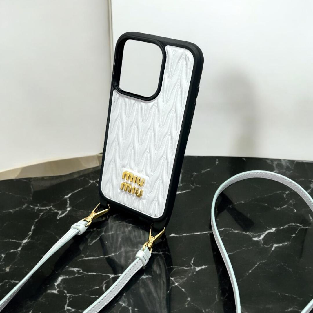 ✨正規品＆極美品‼️✨ ミュウミュウ iPhone 14Pro スマホケース