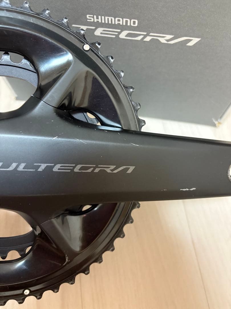 SHIMANO FC R8100 クランク
