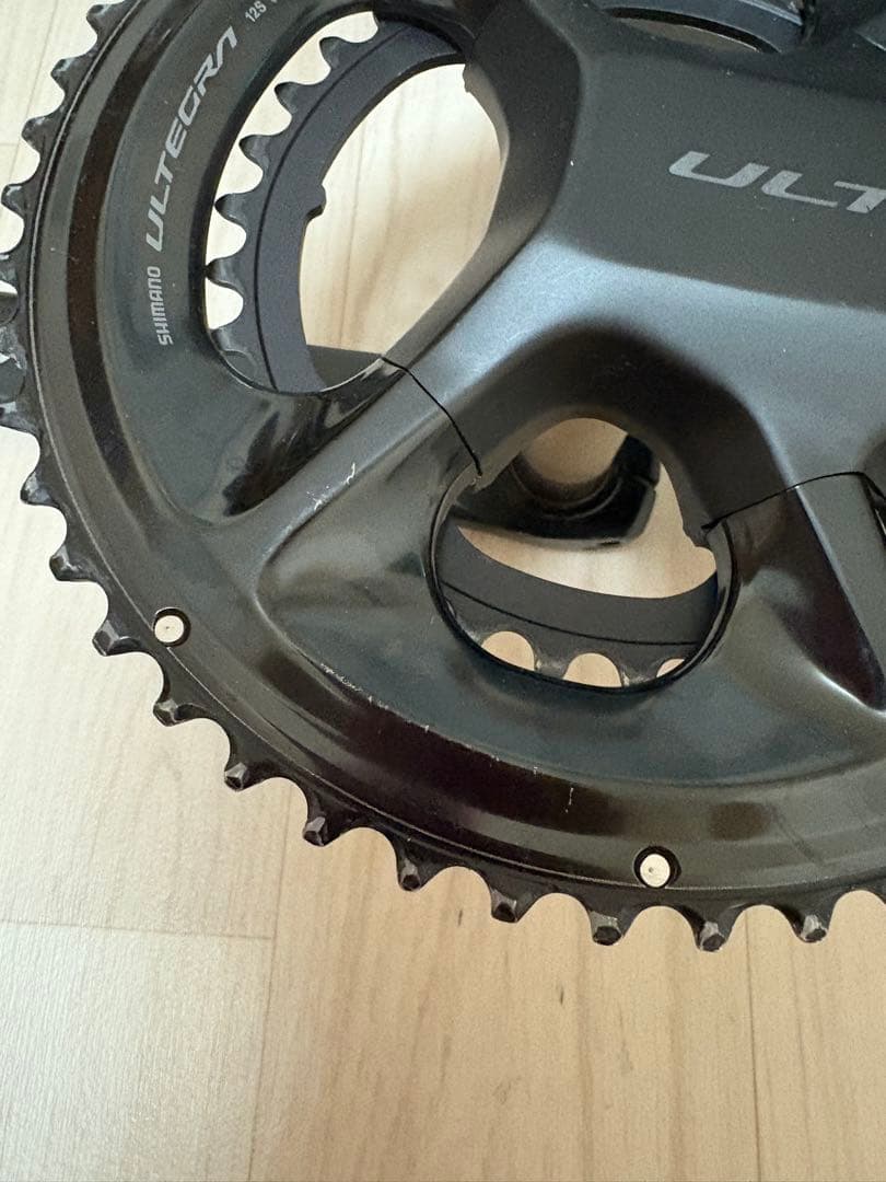 SHIMANO FC R8100 クランク