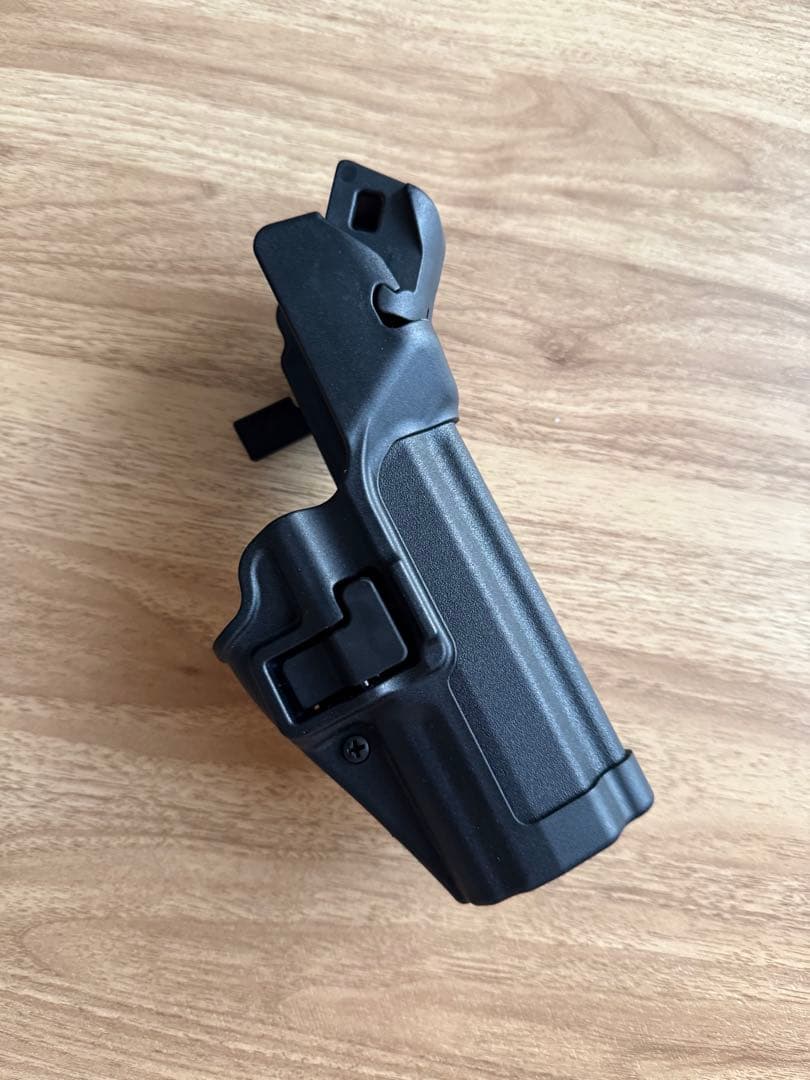 BLACKHAWK Serpa DUTYホルスター SFP9