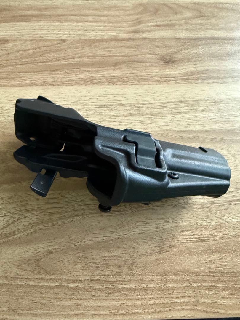 BLACKHAWK Serpa DUTYホルスター SFP9