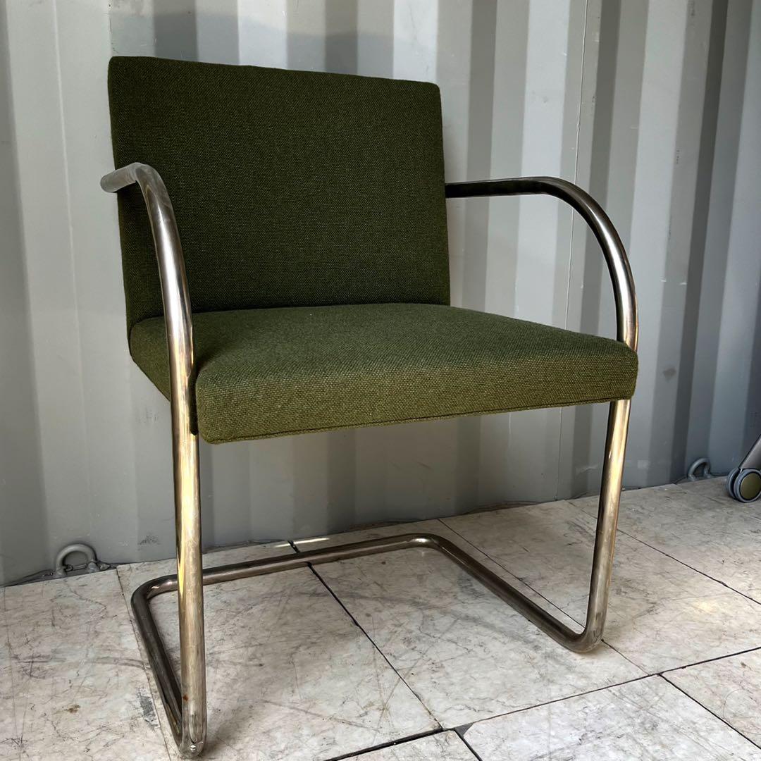 取付無料！ノール ブルーノ チューブラー グリーンファブリック アームチェア✨