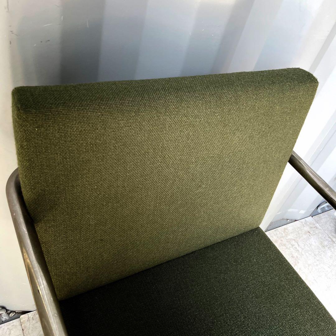 取付無料！ノール ブルーノ チューブラー グリーンファブリック アームチェア✨