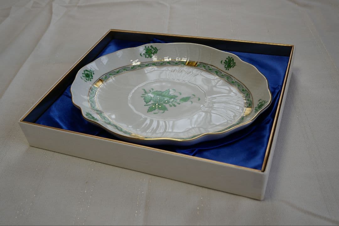 Herend ヘレンド　オーバル皿　アポニーグリーン　ハンドペイント