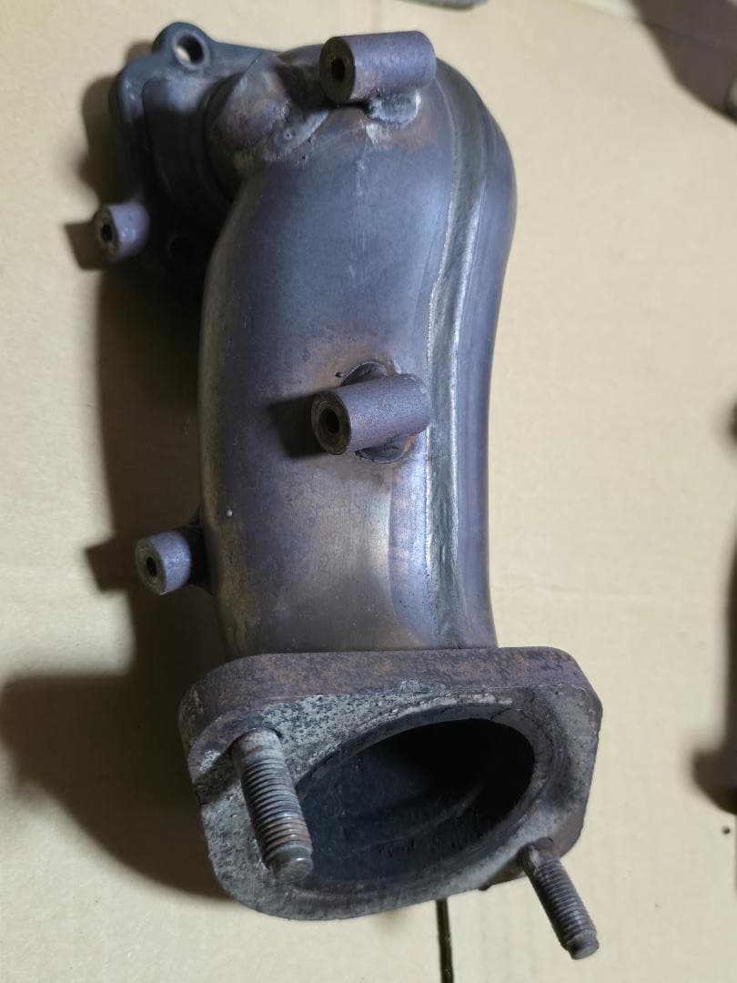 BNR34 純正 タービンアウトレット