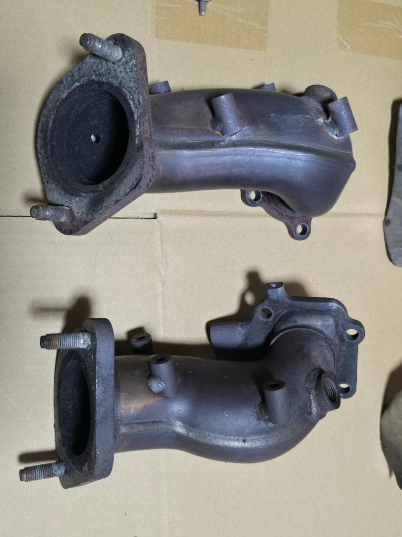 BNR34 純正 タービンアウトレット