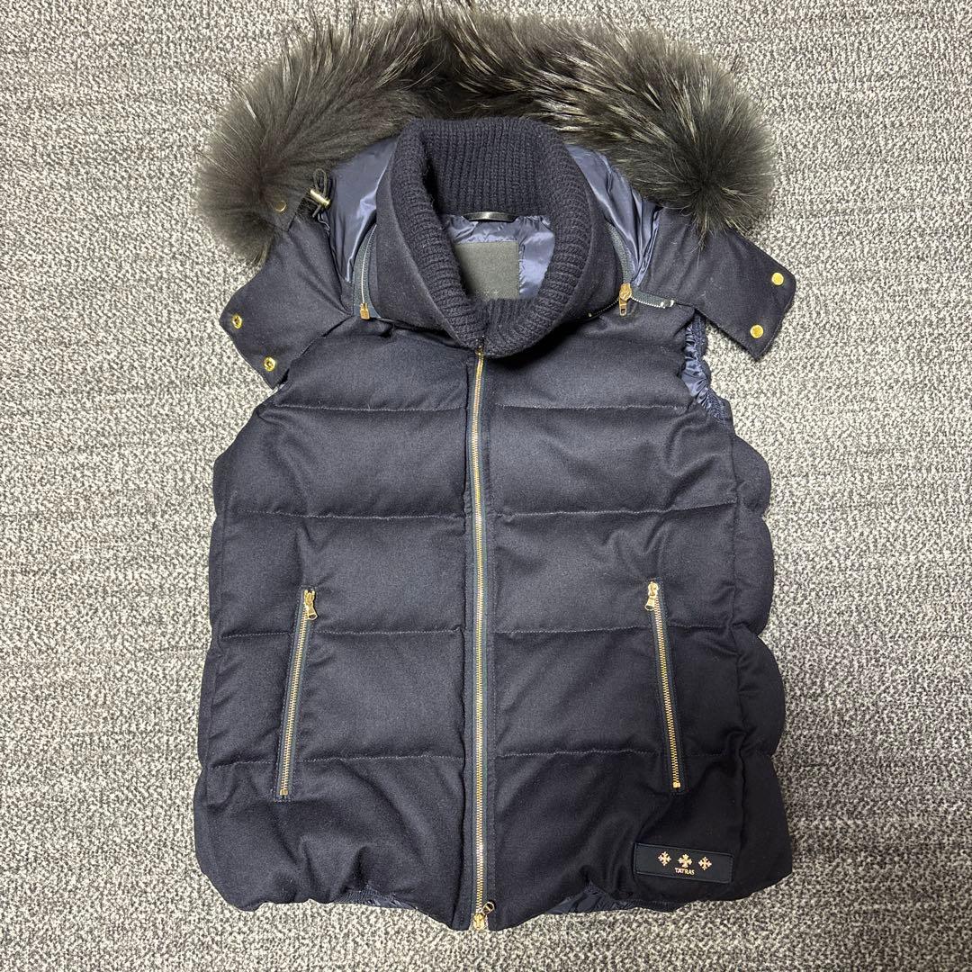 わたし出品‼️ TATRAS ネイビーダウンベスト ウール素材