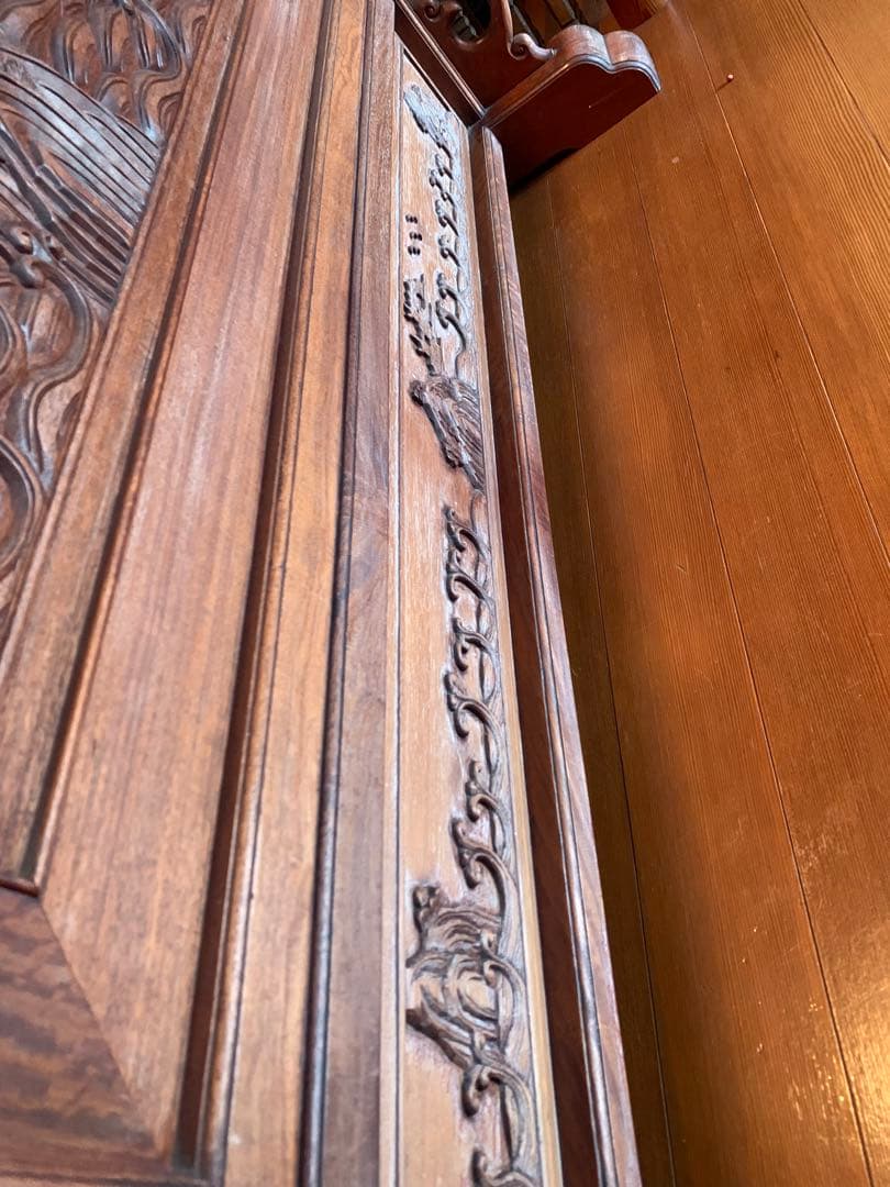 木製彫刻入り衝立　パーテーション