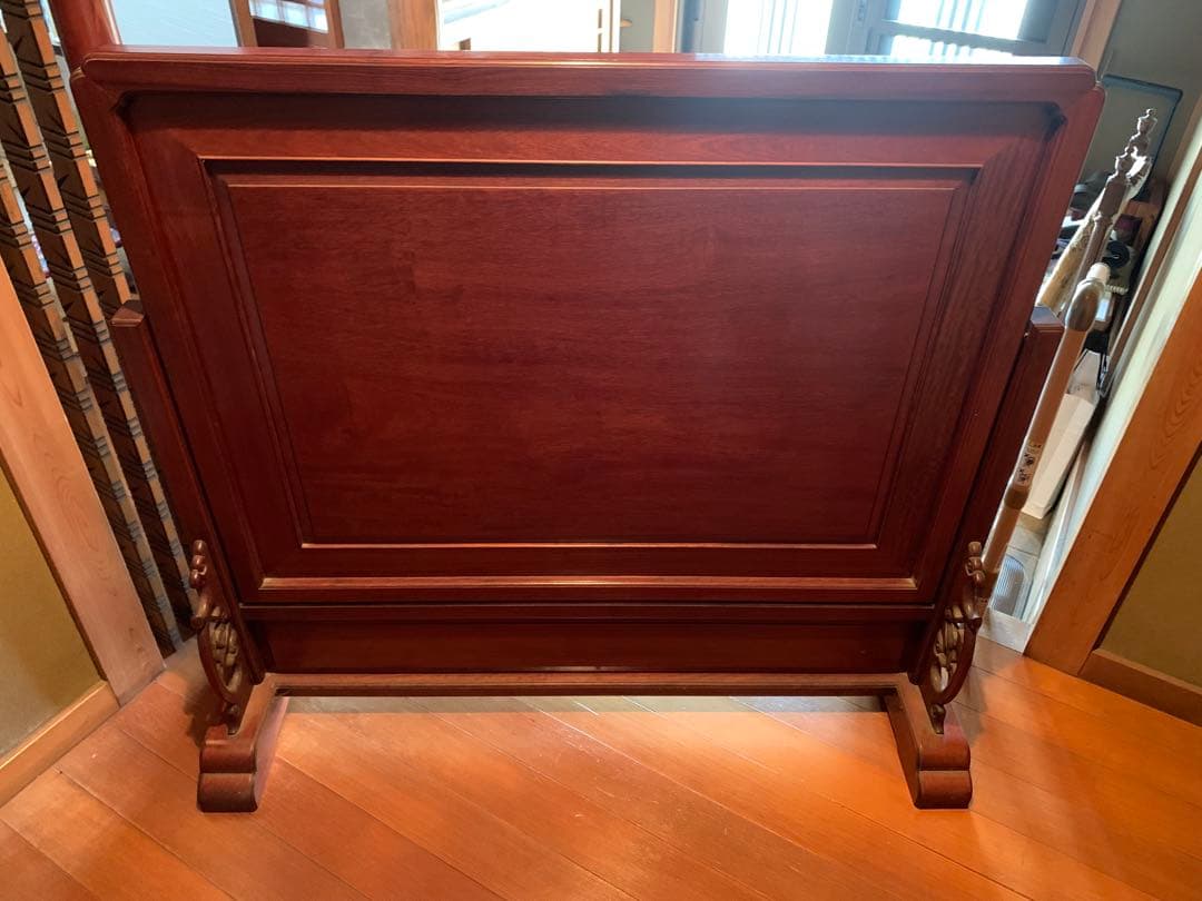 木製彫刻入り衝立　パーテーション