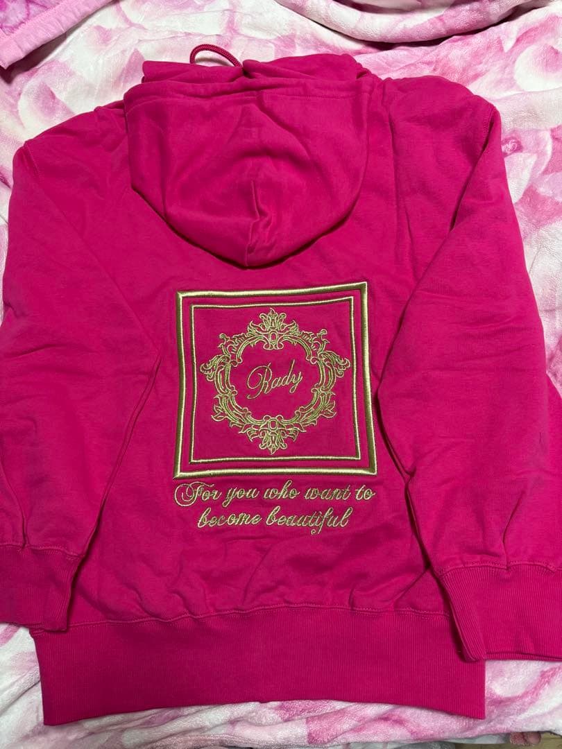 Radyパーカー　セットアップ　新品