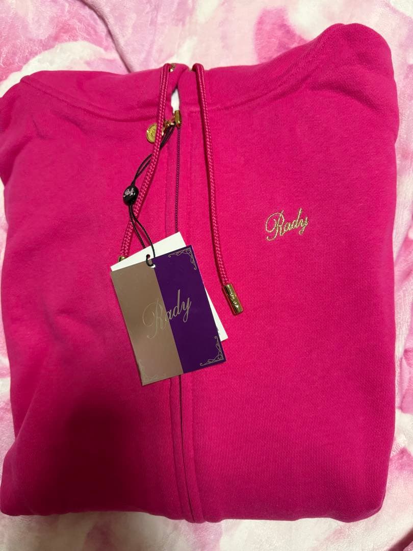 Radyパーカー　セットアップ　新品