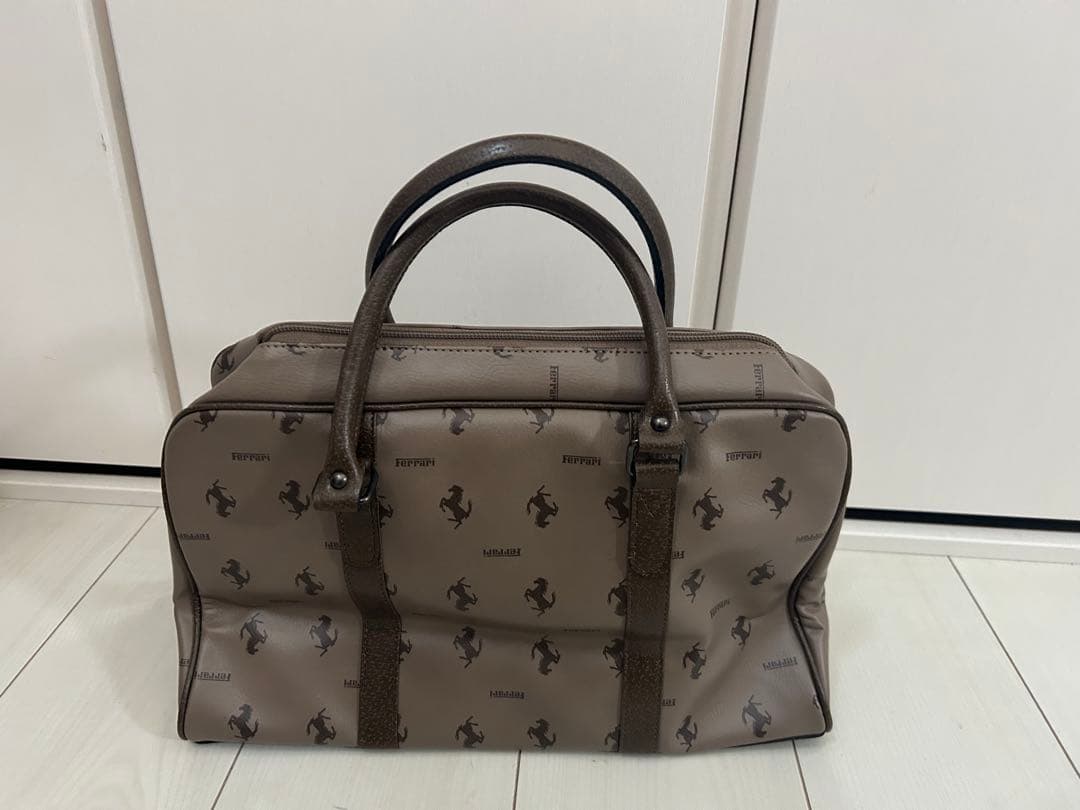 希少 未使用 新品 タグ付き フェラーリ Ferrari ハンドバッグ