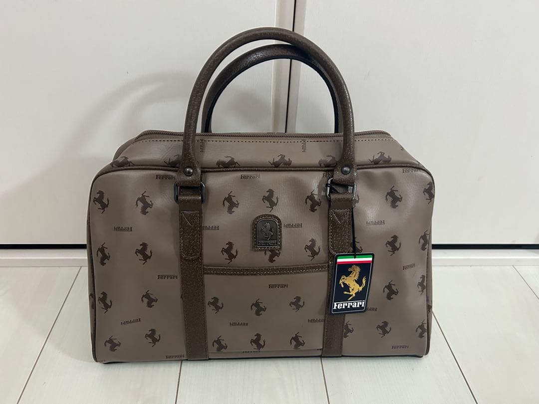 希少 未使用 新品 タグ付き フェラーリ Ferrari ハンドバッグ